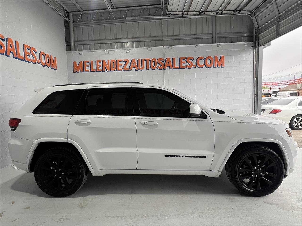 Jeep Grand Cherokee Laredo 2WD 2018