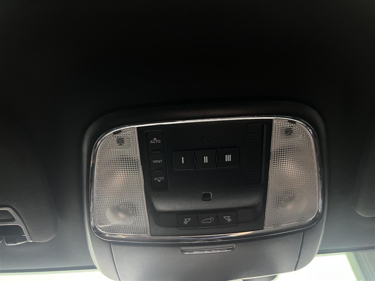 Jeep Grand Cherokee Laredo 2WD 2018