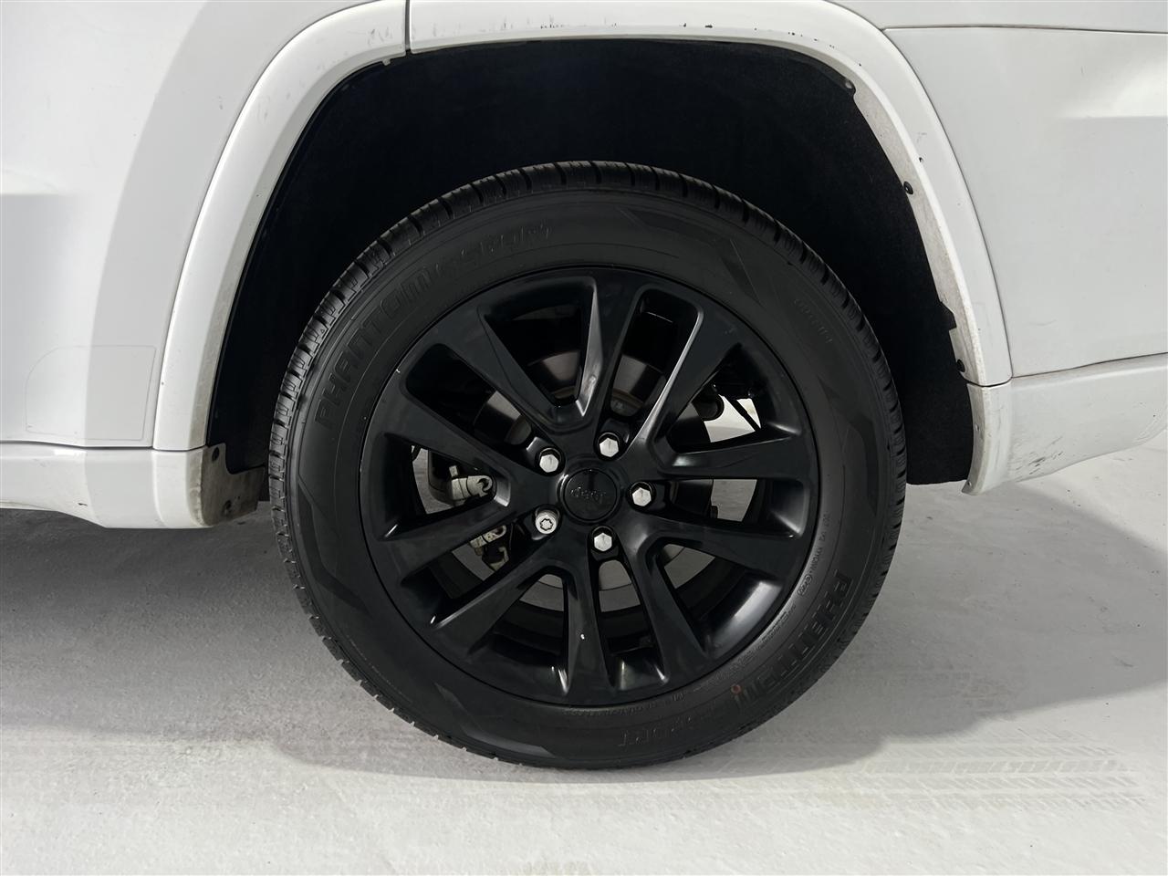 Jeep Grand Cherokee Laredo 2WD 2018