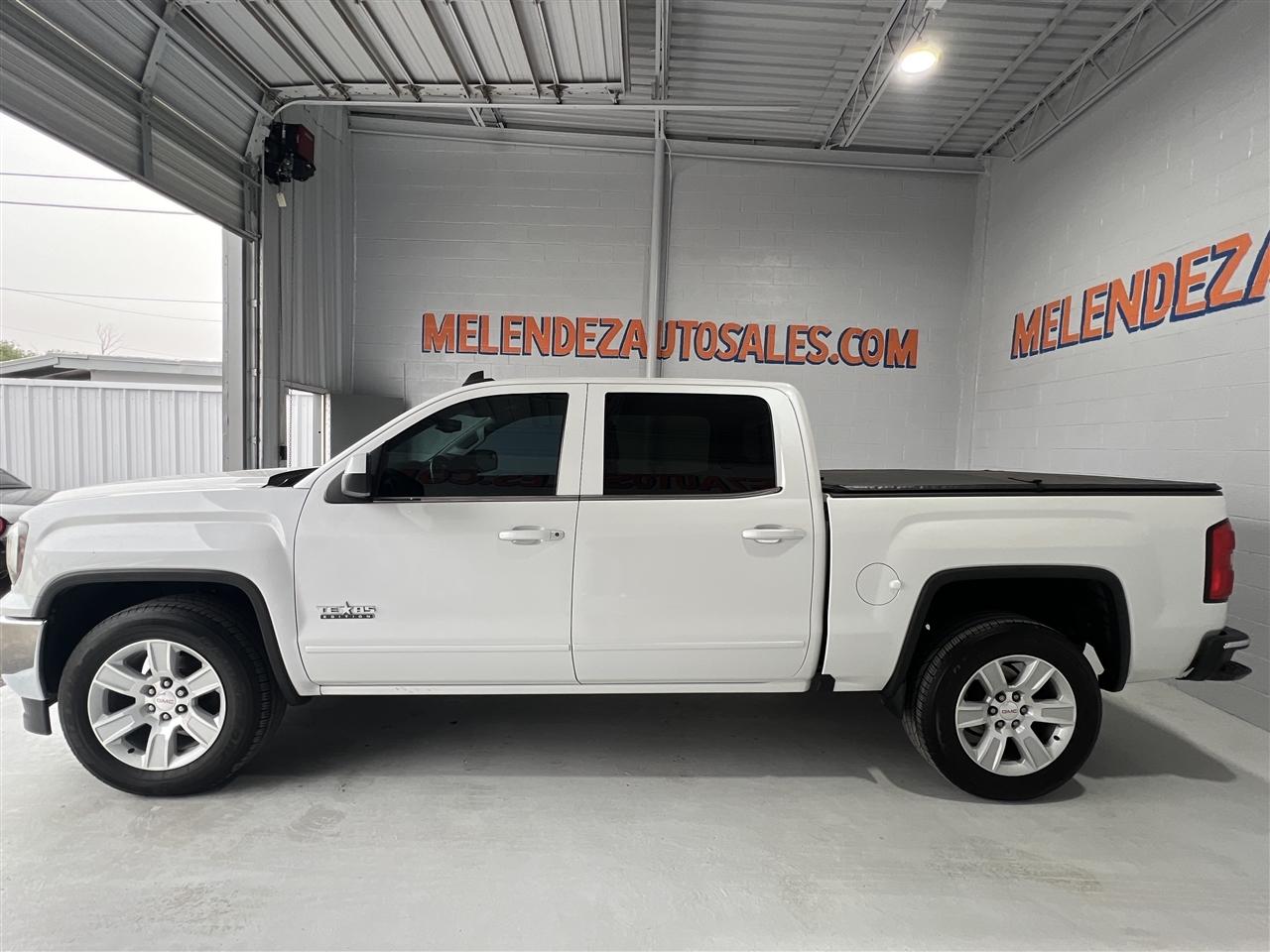 GMC Sierra 1500 SLE Crew Cab Long Box 2WD 2017