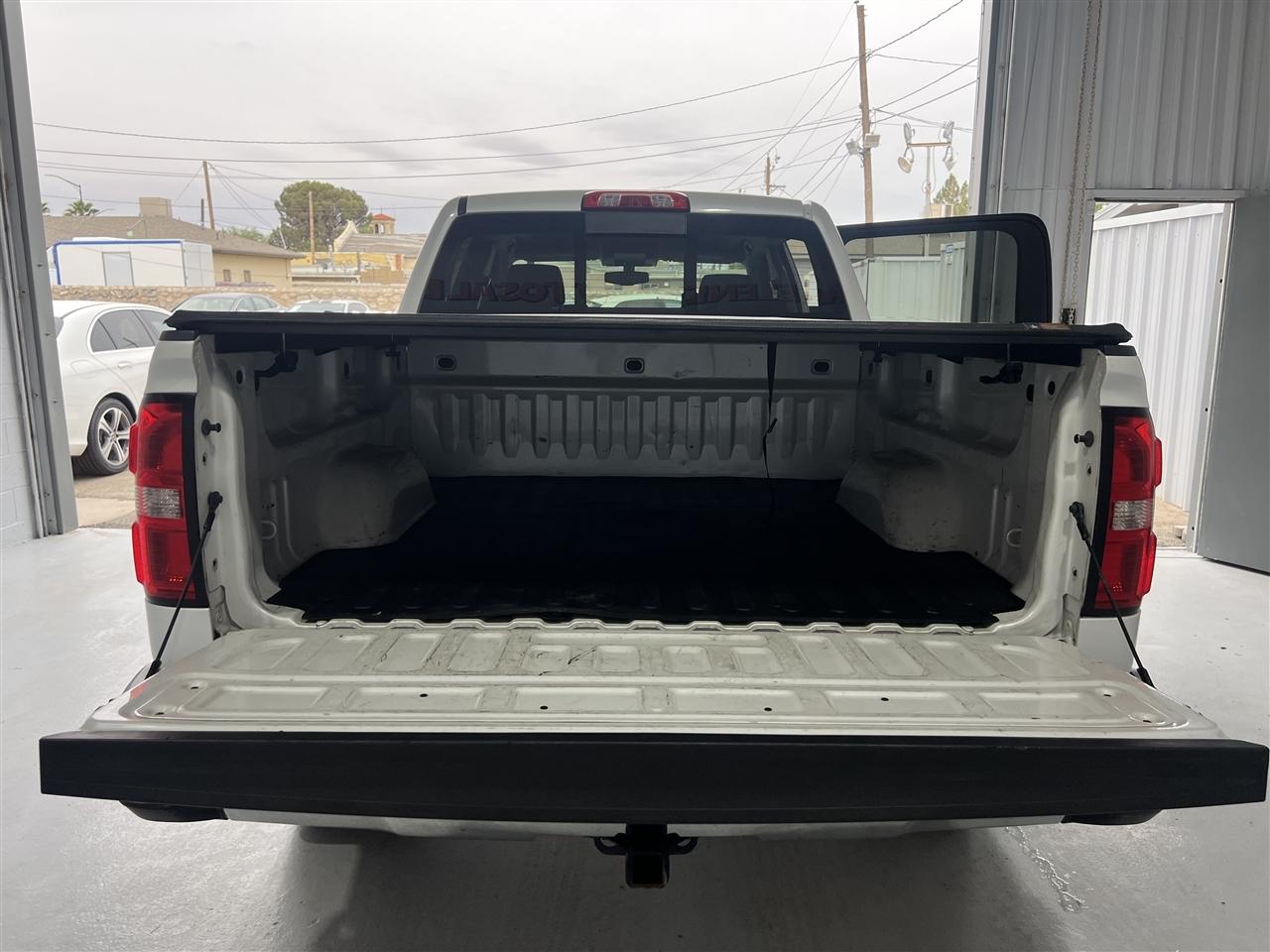 GMC Sierra 1500 SLE Crew Cab Long Box 2WD 2017