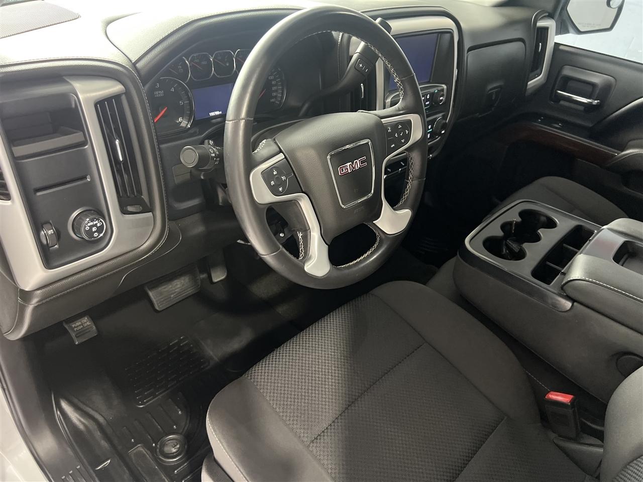 GMC Sierra 1500 SLE Crew Cab Long Box 2WD 2017
