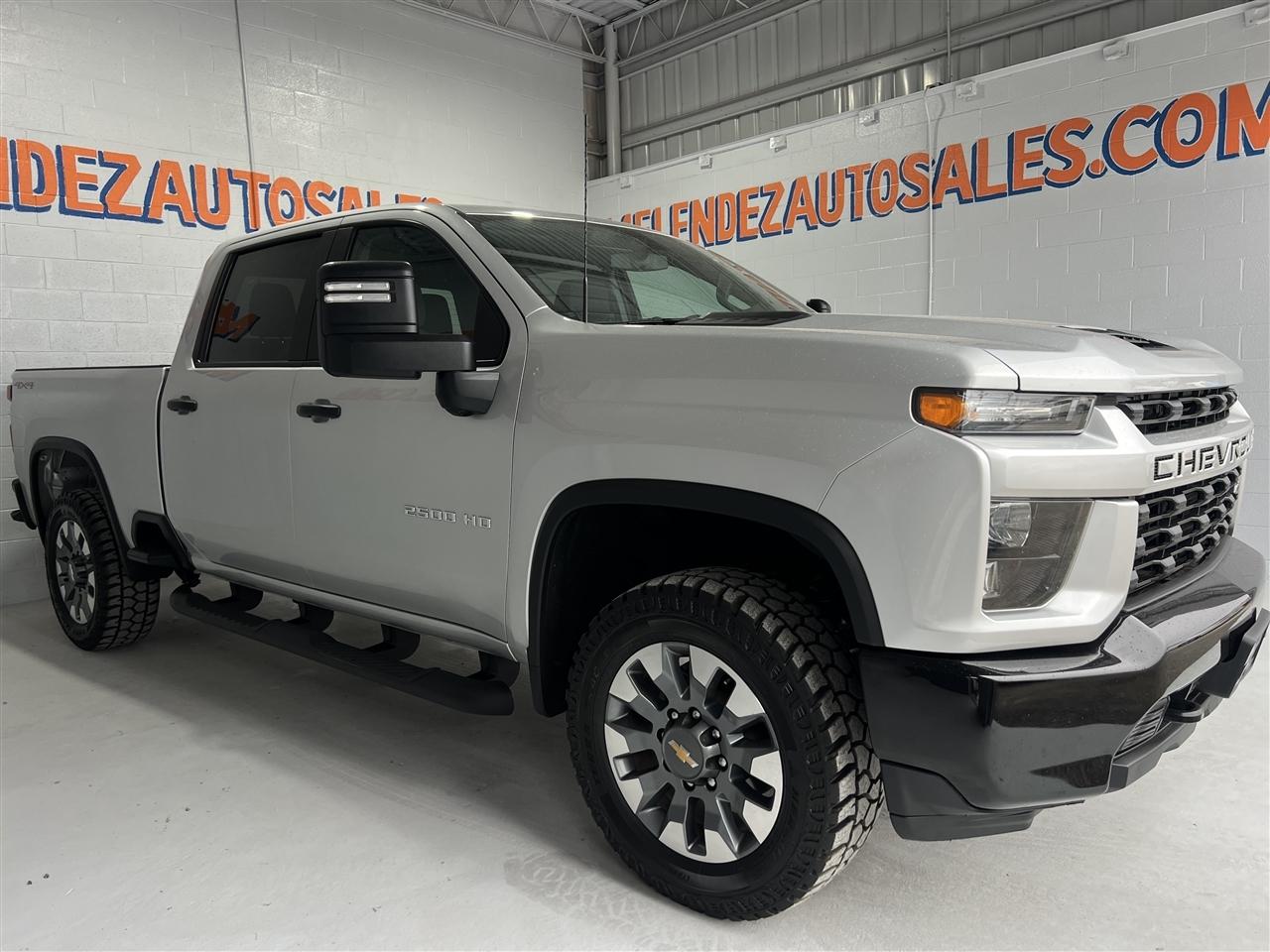 Chevrolet Silverado 2500HD Custom Crew Cab Long Box 4WD 2023