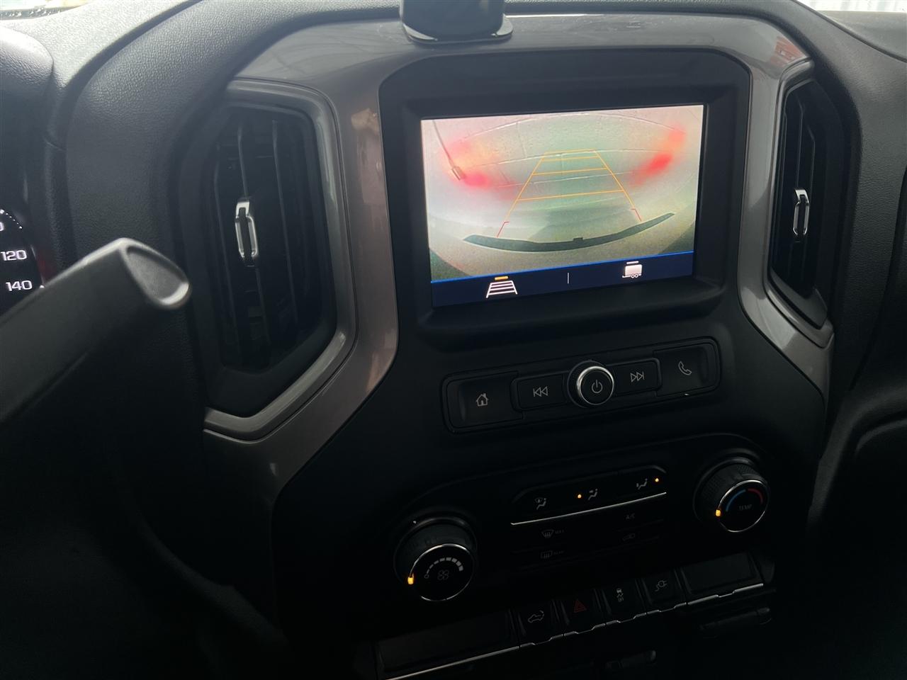 Chevrolet Silverado 2500HD Custom Crew Cab Long Box 4WD 2023