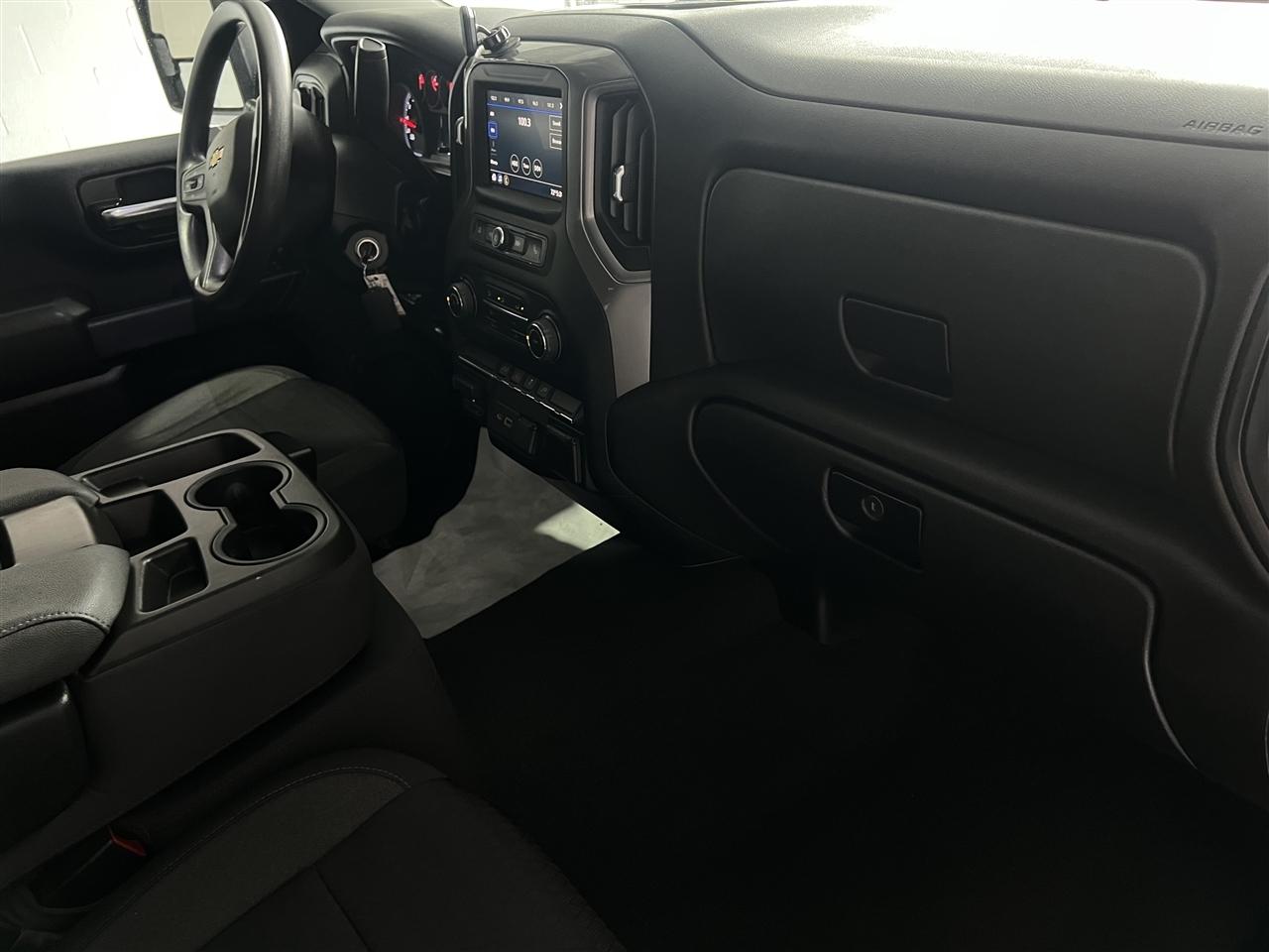 Chevrolet Silverado 2500HD Custom Crew Cab Long Box 4WD 2023