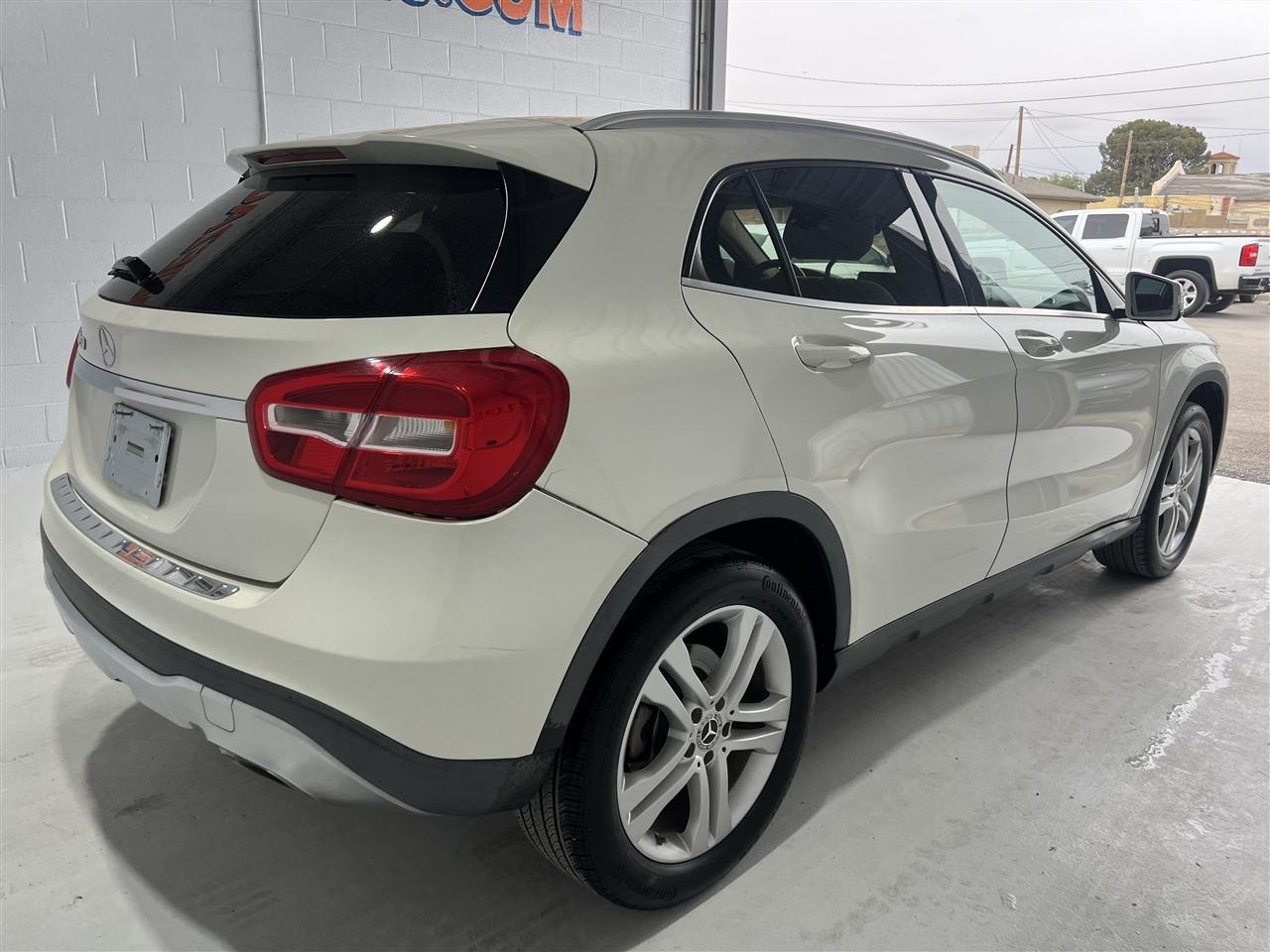 Mercedes-Benz GLA-Class GLA250 2018