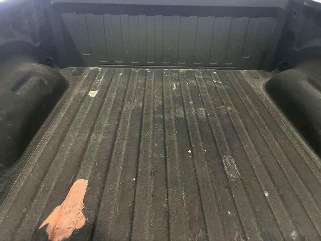 RAM 1500 Big Horn Crew Cab SWB 4WD 2020