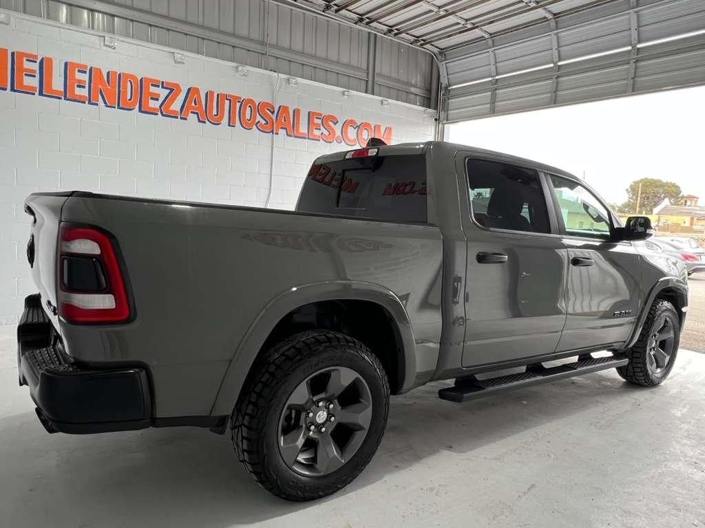 RAM 1500 Big Horn Crew Cab SWB 4WD 2020