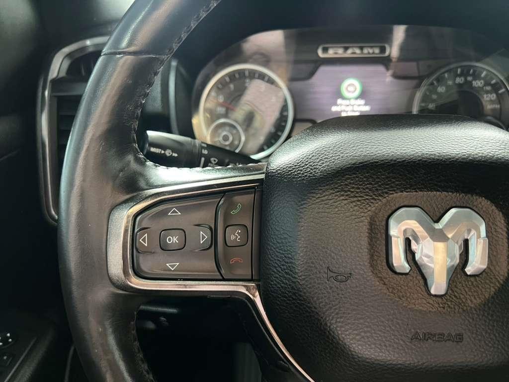 RAM 1500 Big Horn Crew Cab SWB 4WD 2020
