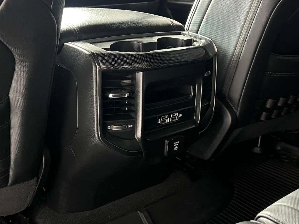 RAM 1500 Big Horn Crew Cab SWB 4WD 2020