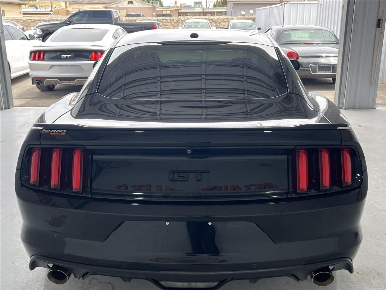 Ford Mustang GT Premium Coupe 2016