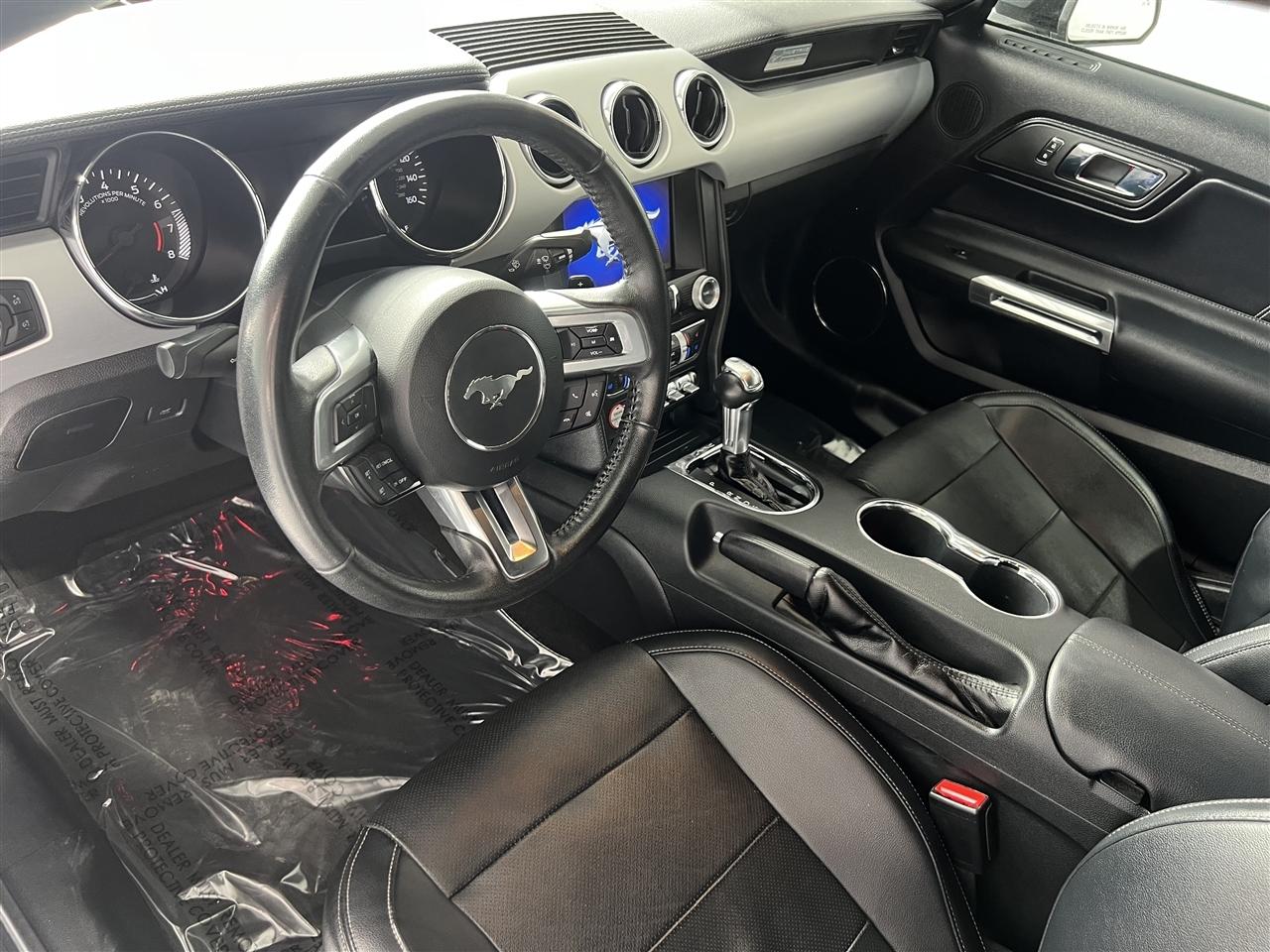 Ford Mustang GT Premium Coupe 2016