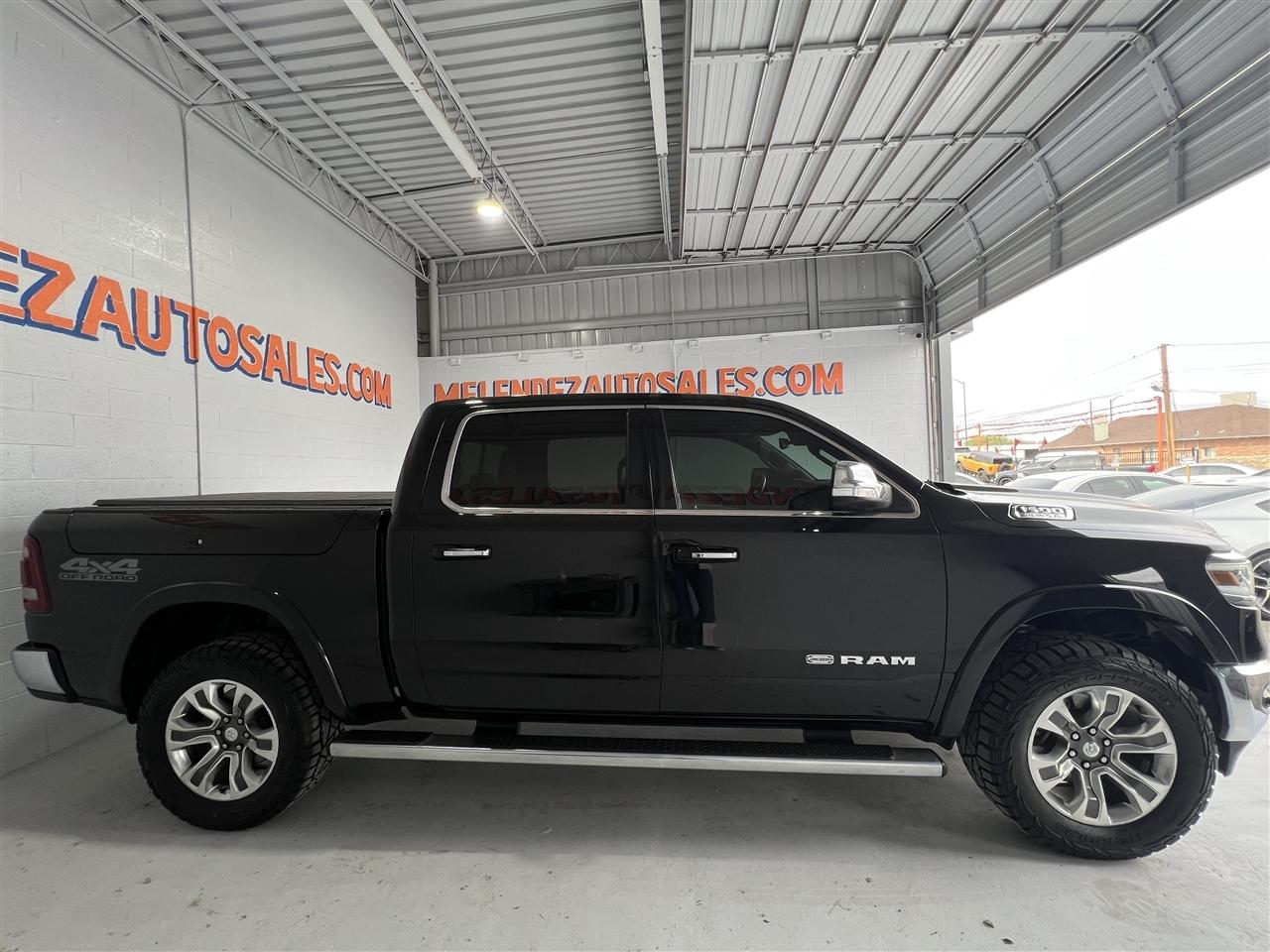 RAM 1500 Longhorn Crew Cab SWB 4WD 2022