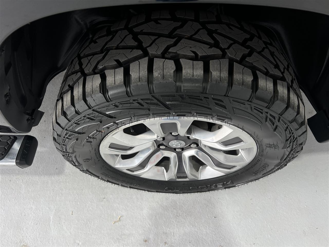 RAM 1500 Longhorn Crew Cab SWB 4WD 2022