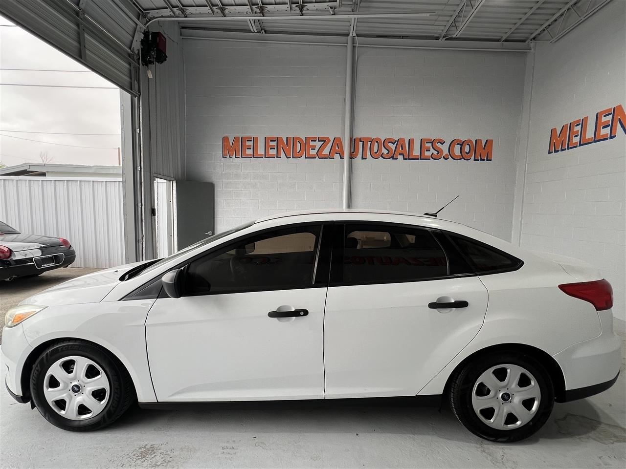 Ford Focus S Sedan 2016