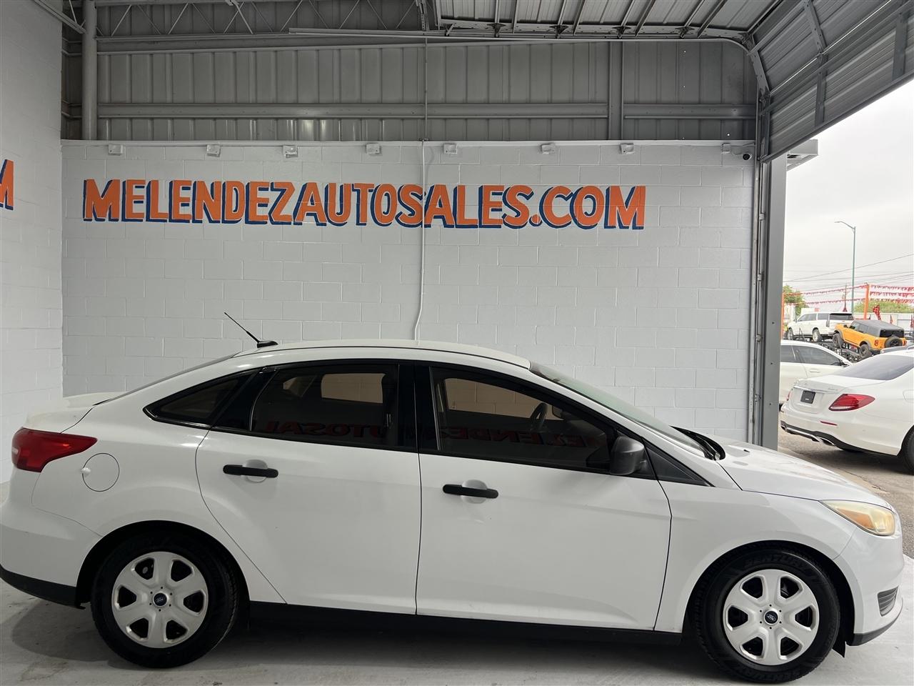 Ford Focus S Sedan 2016