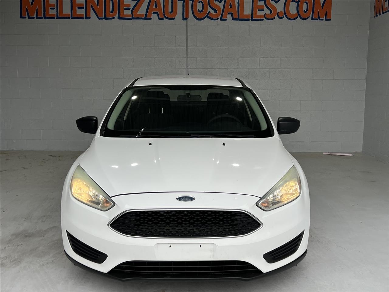 Ford Focus S Sedan 2016