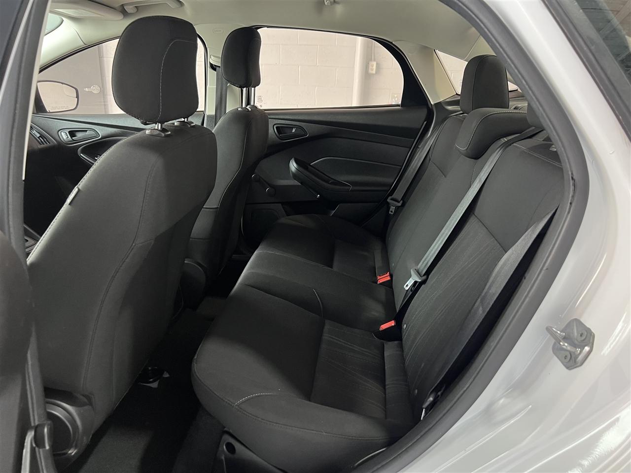 Ford Focus S Sedan 2016