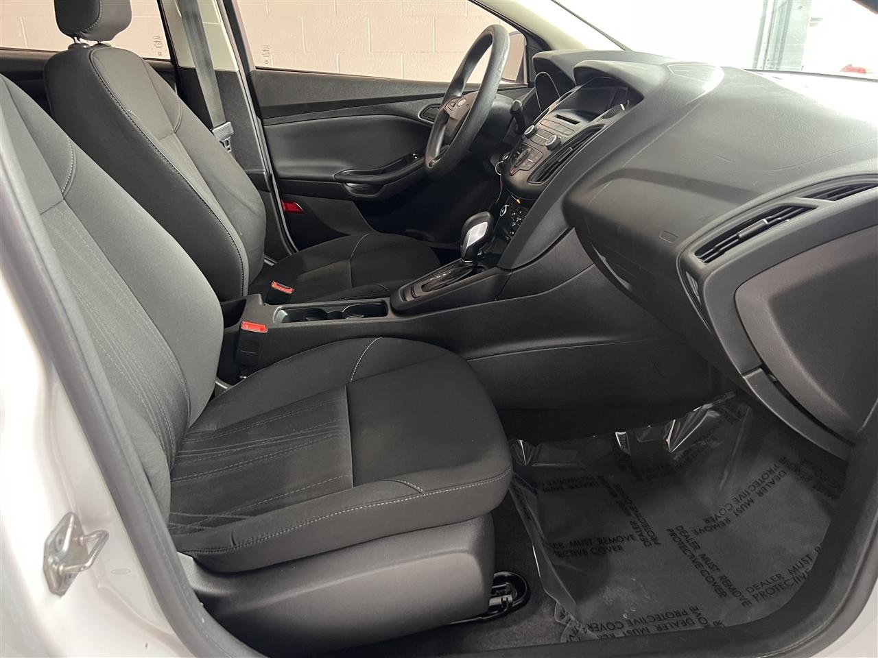 Ford Focus S Sedan 2016
