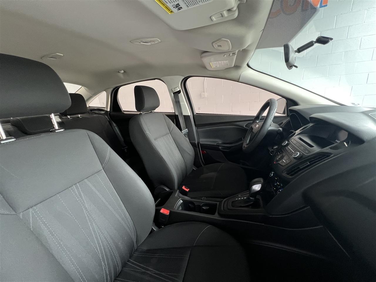 Ford Focus S Sedan 2016