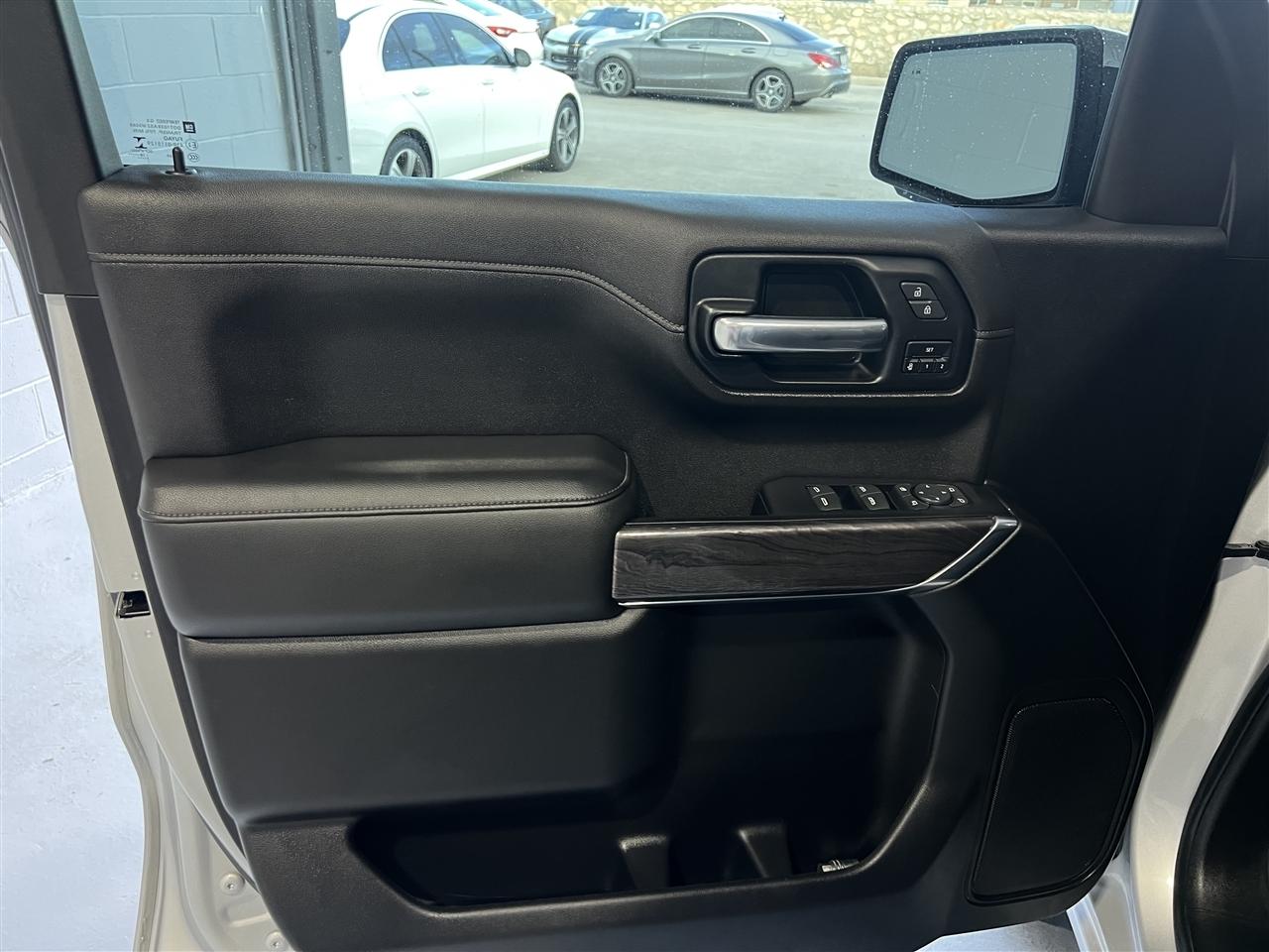 Chevrolet Silverado 1500 LTZ Crew Cab 4WD 2019