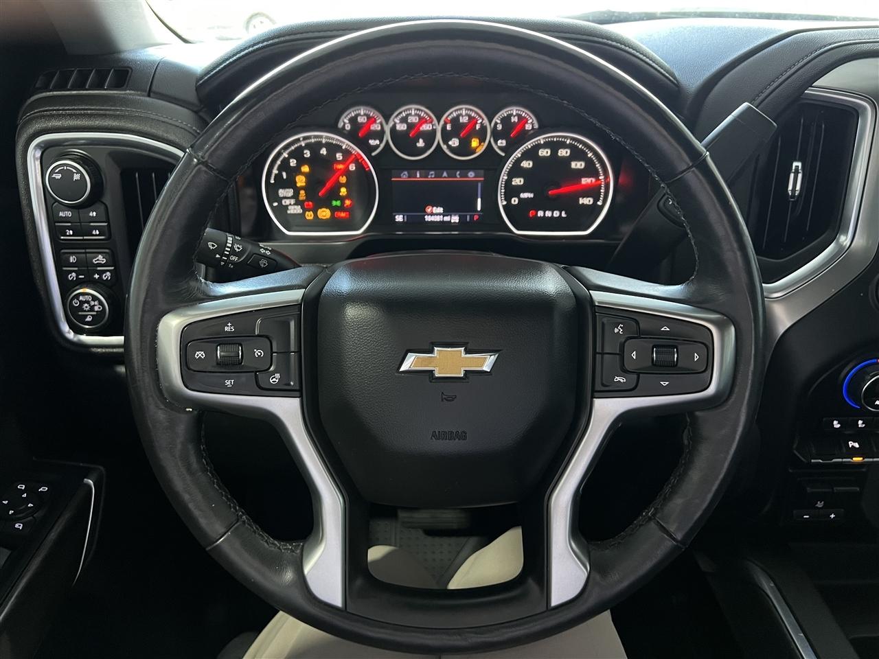 Chevrolet Silverado 1500 LTZ Crew Cab 4WD 2019