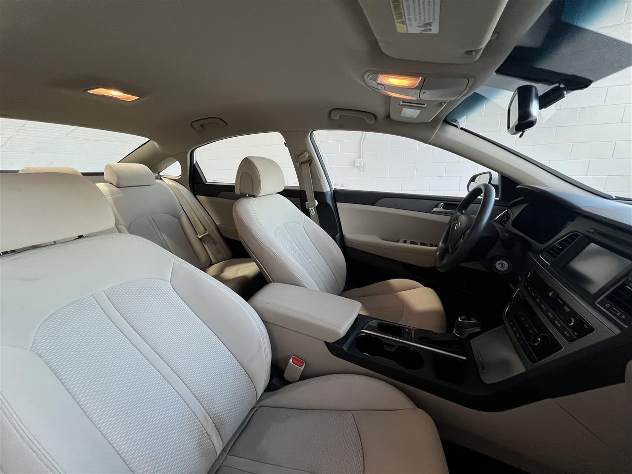Hyundai Sonata SE 2017