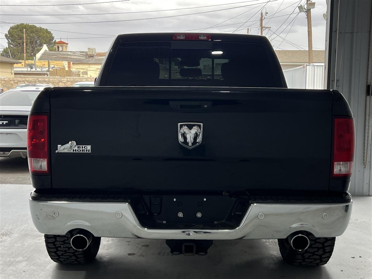 RAM 1500 SLT Crew Cab SWB 2WD 2017