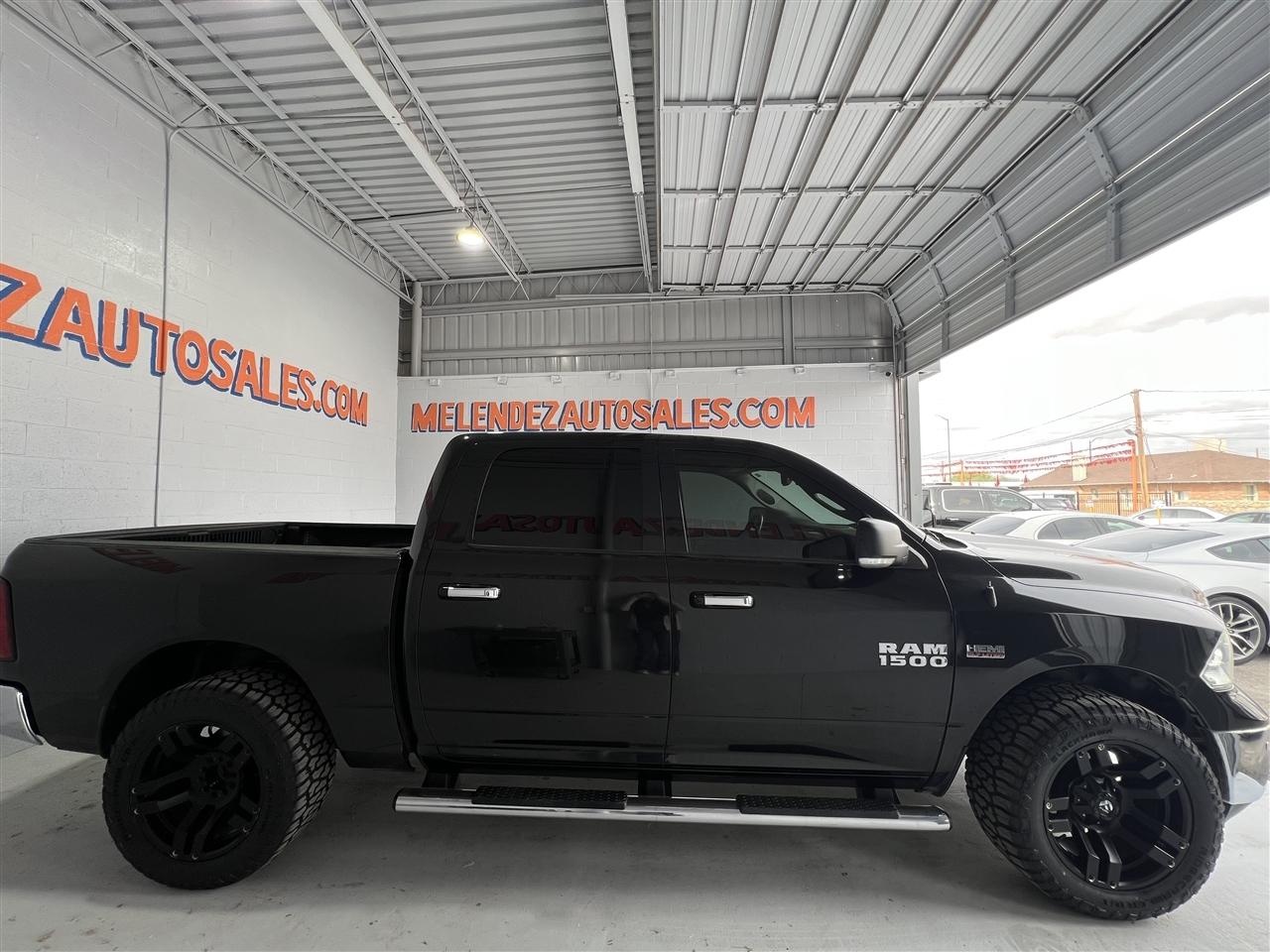 RAM 1500 SLT Crew Cab SWB 2WD 2017