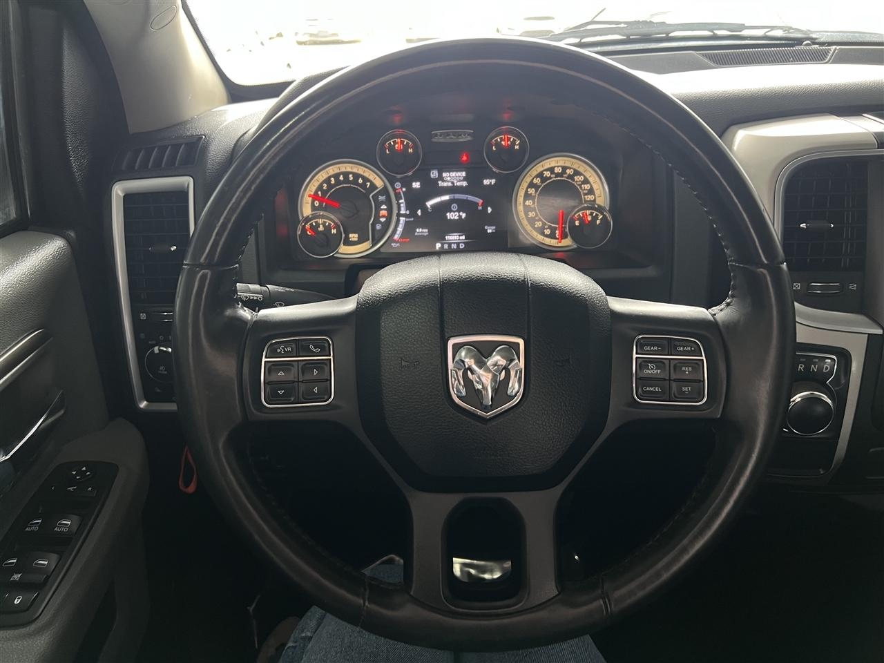 RAM 1500 SLT Crew Cab SWB 2WD 2017