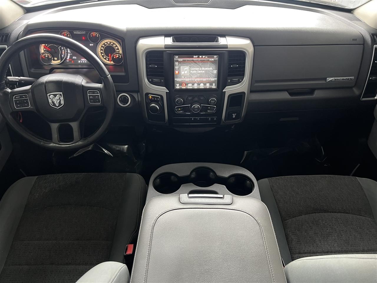 RAM 1500 SLT Crew Cab SWB 2WD 2017