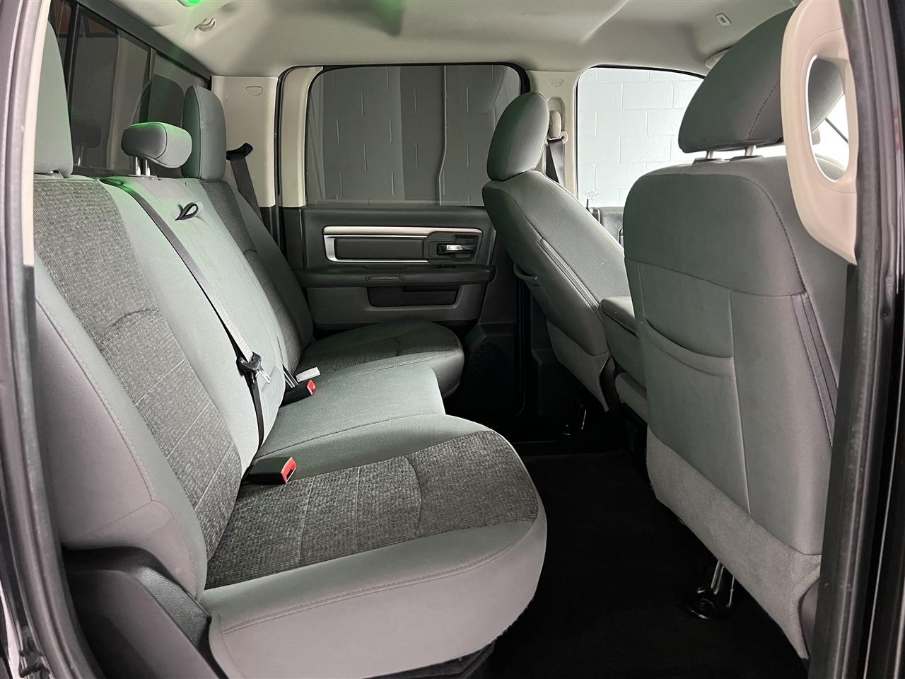 RAM 1500 SLT Crew Cab SWB 2WD 2017