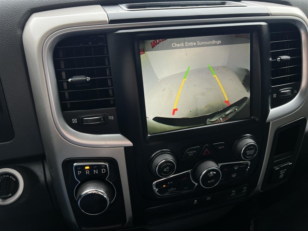 RAM 1500 SLT Crew Cab SWB 2WD 2017
