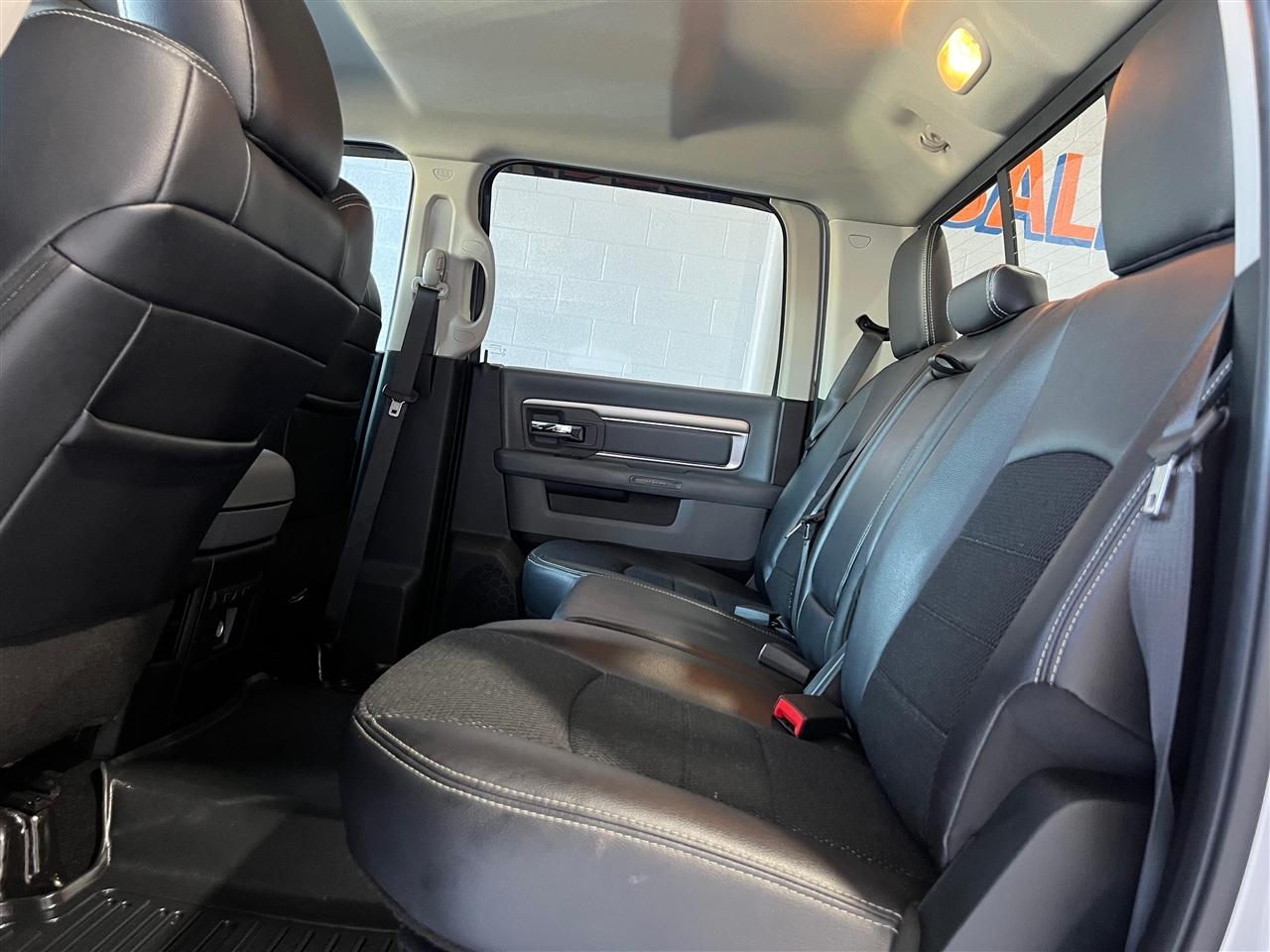 RAM 1500 SLT Crew Cab SWB 4WD 2018