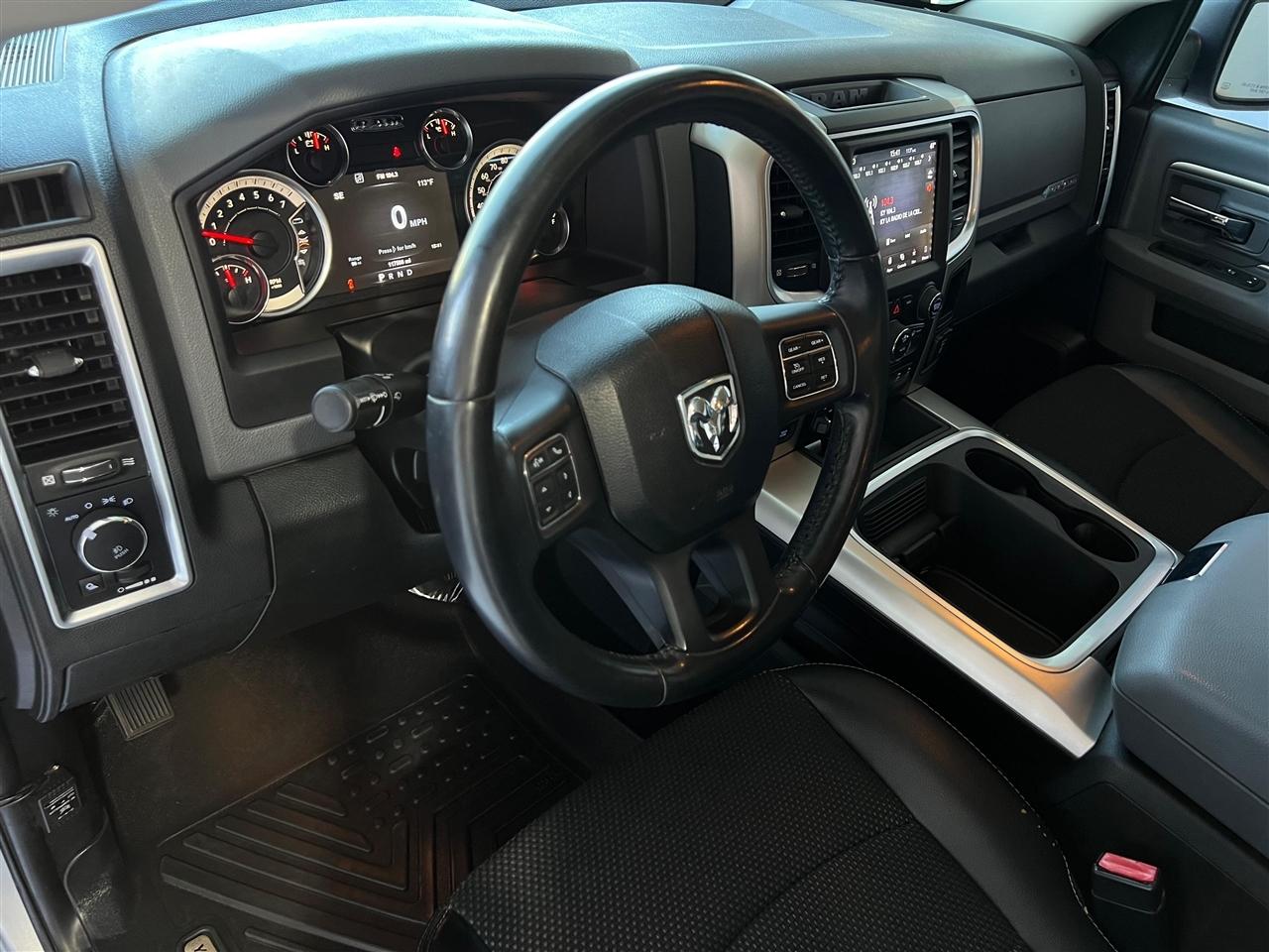 RAM 1500 SLT Crew Cab SWB 4WD 2018