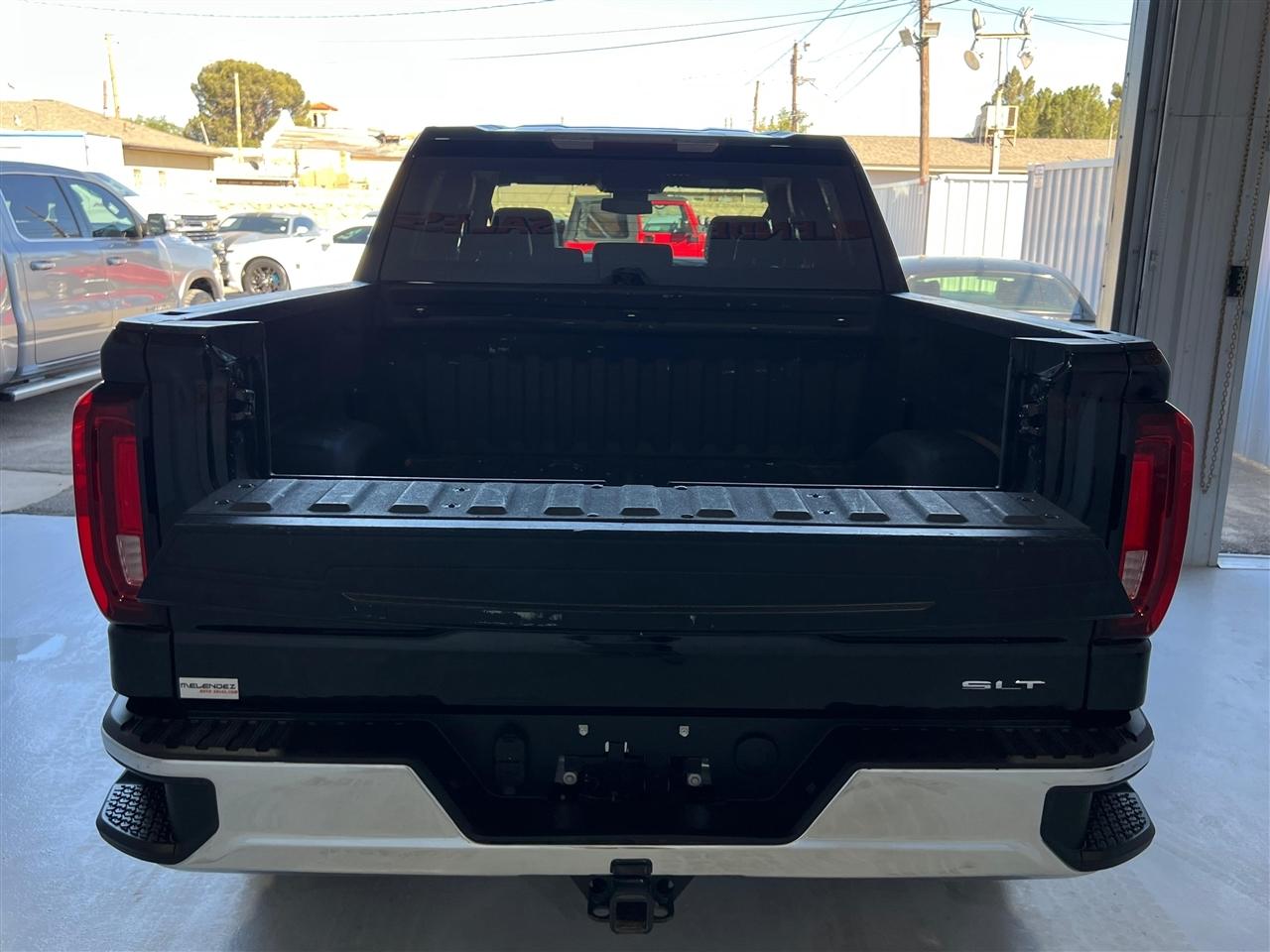 GMC Sierra 1500 SLT Crew Cab 4WD 2022