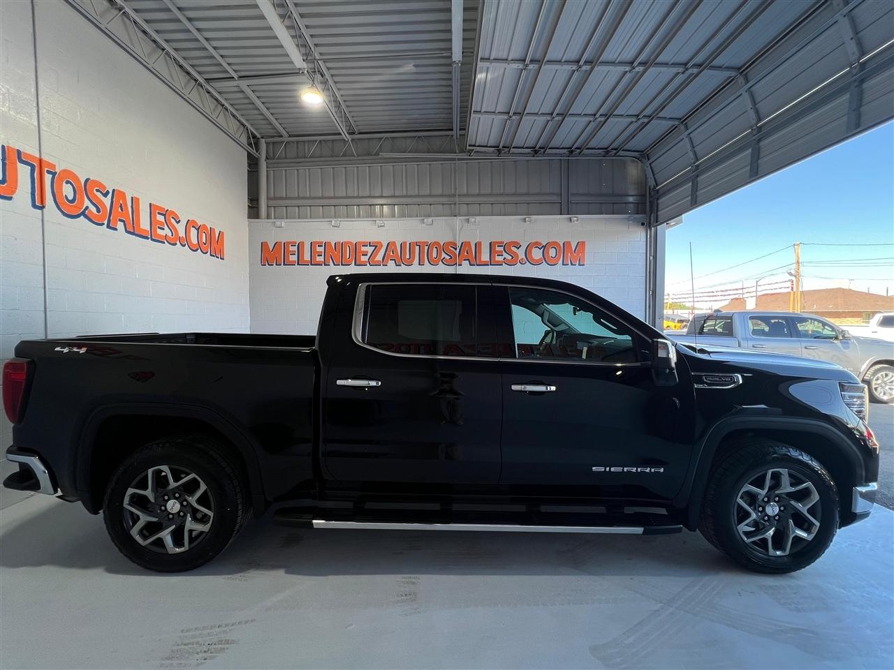 GMC Sierra 1500 SLT Crew Cab 4WD 2022
