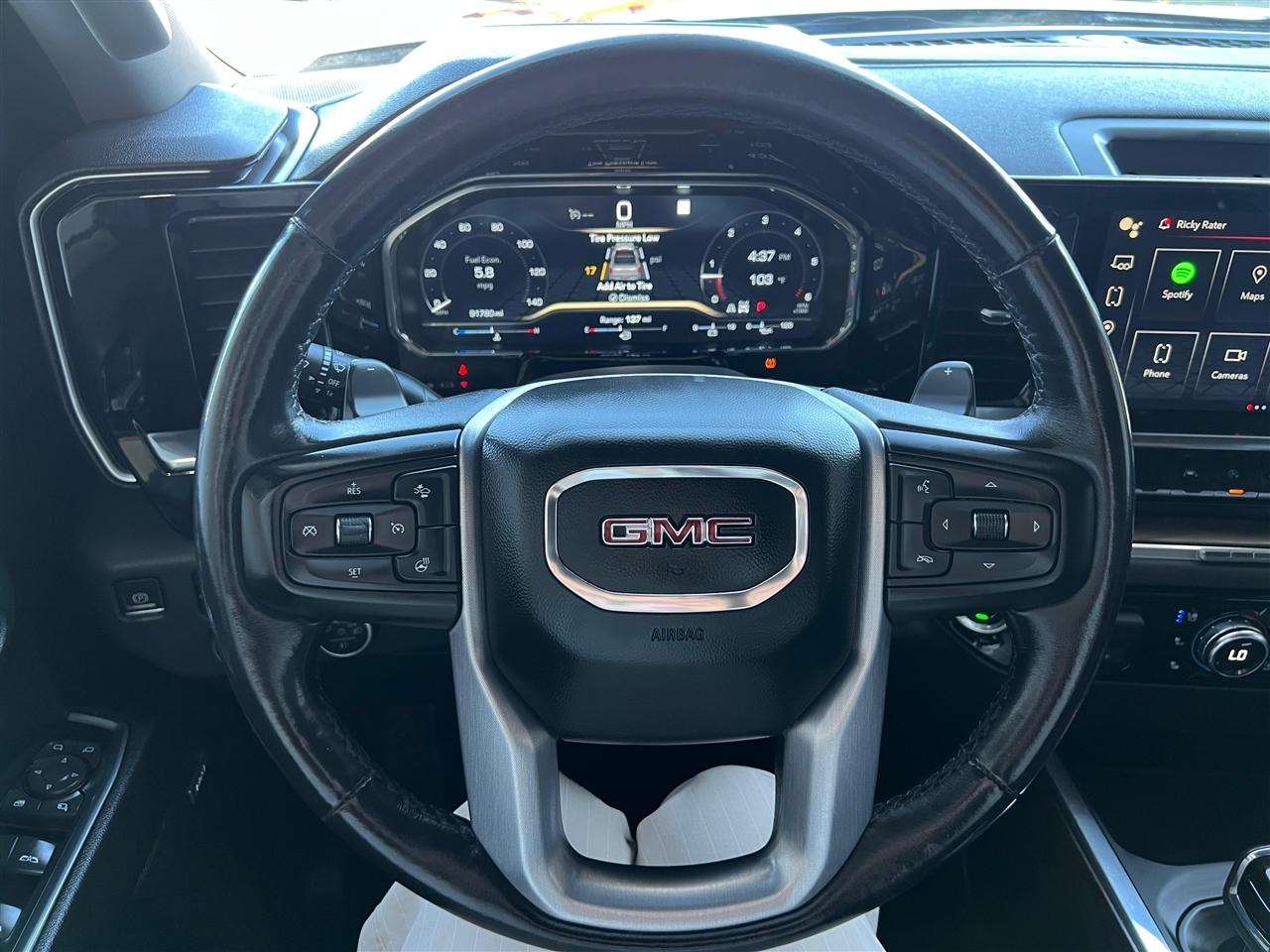 GMC Sierra 1500 SLT Crew Cab 4WD 2022