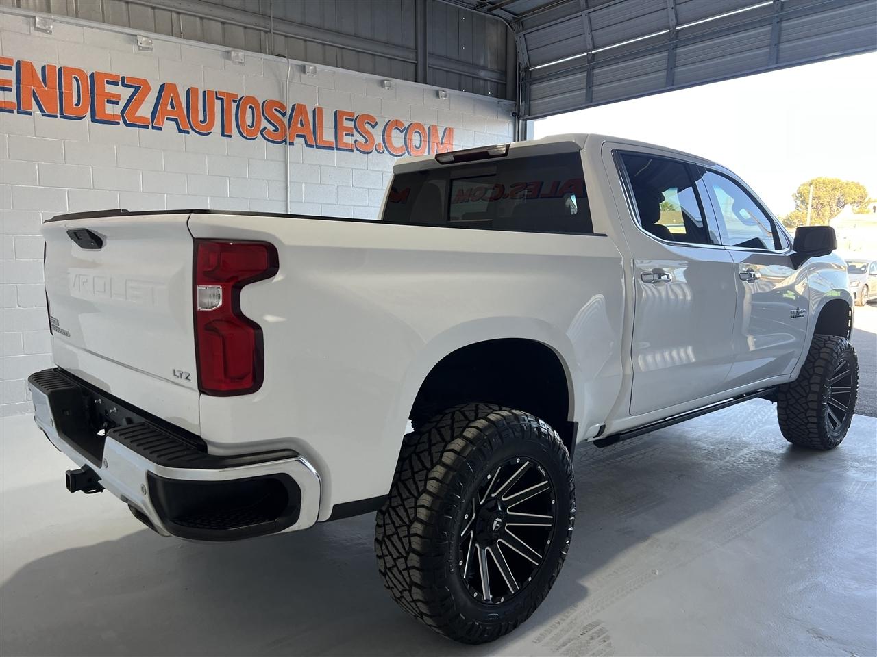 Chevrolet Silverado 1500 LTZ Crew Cab 4WD 2020
