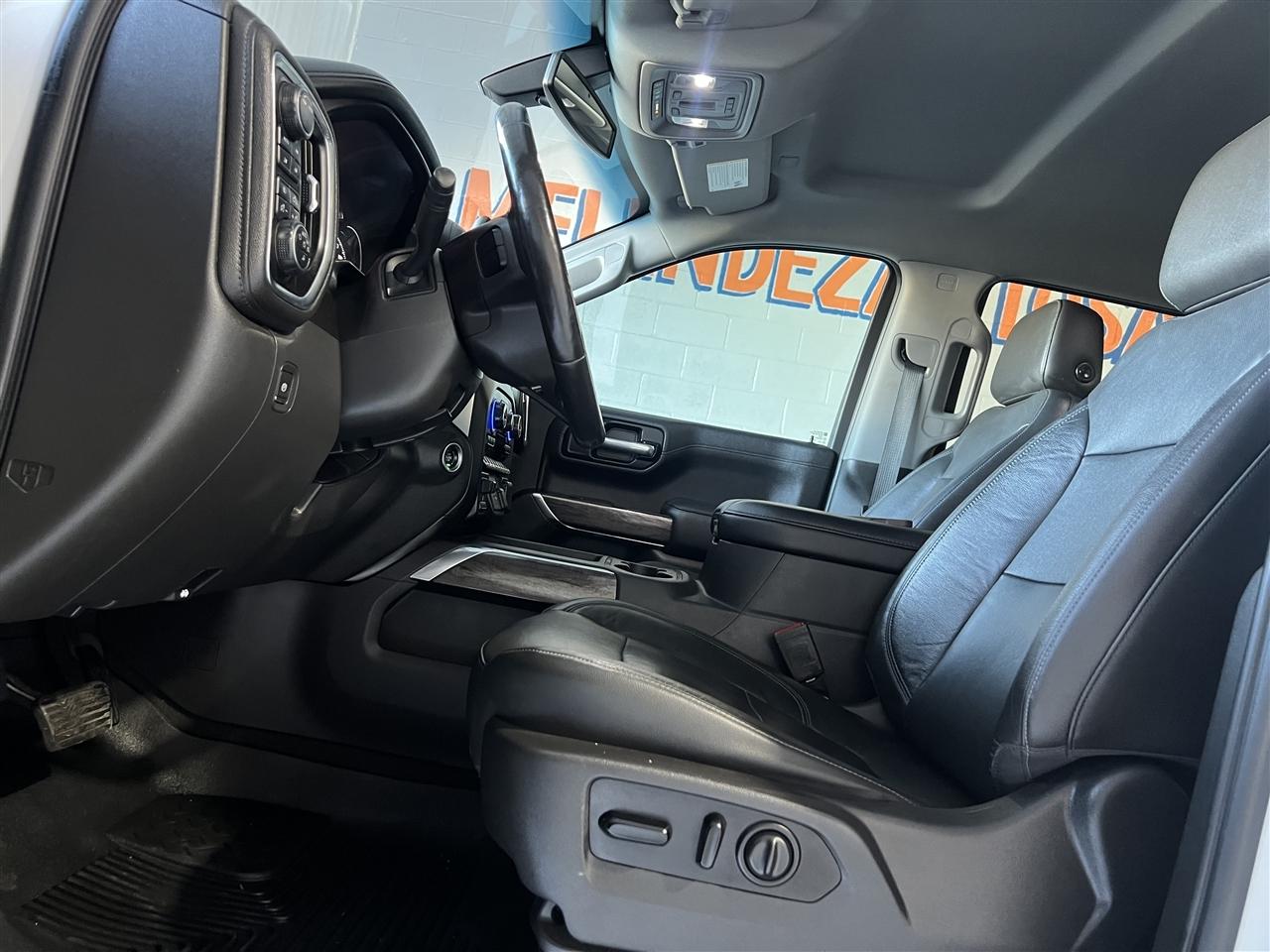 Chevrolet Silverado 1500 LTZ Crew Cab 4WD 2020
