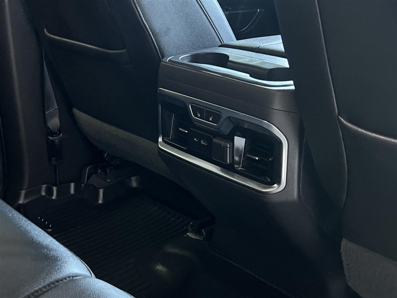 Chevrolet Silverado 1500 LTZ Crew Cab 4WD 2020