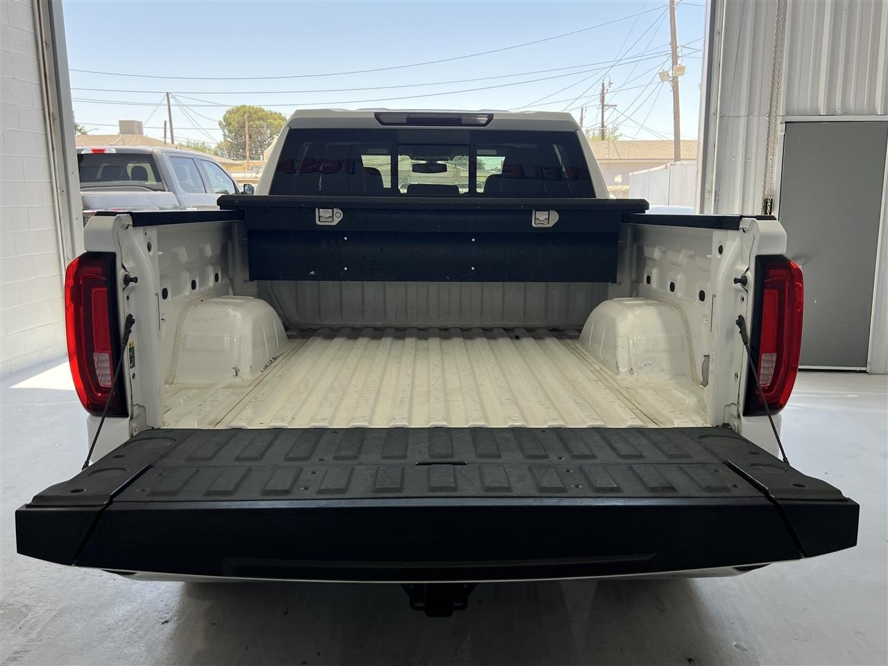 GMC Sierra 1500 SLT Crew Cab Long Box 2WD 2020