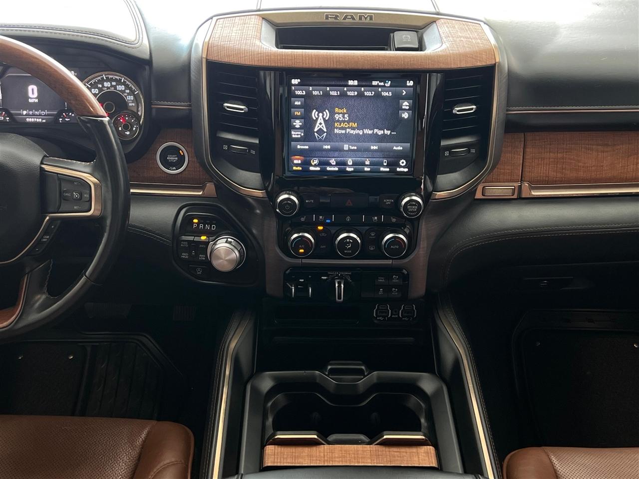 RAM 1500 Longhorn Crew Cab SWB 4WD 2021