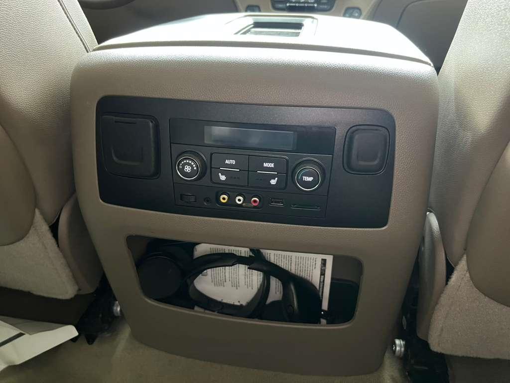 GMC Yukon SLT 2WD 2016