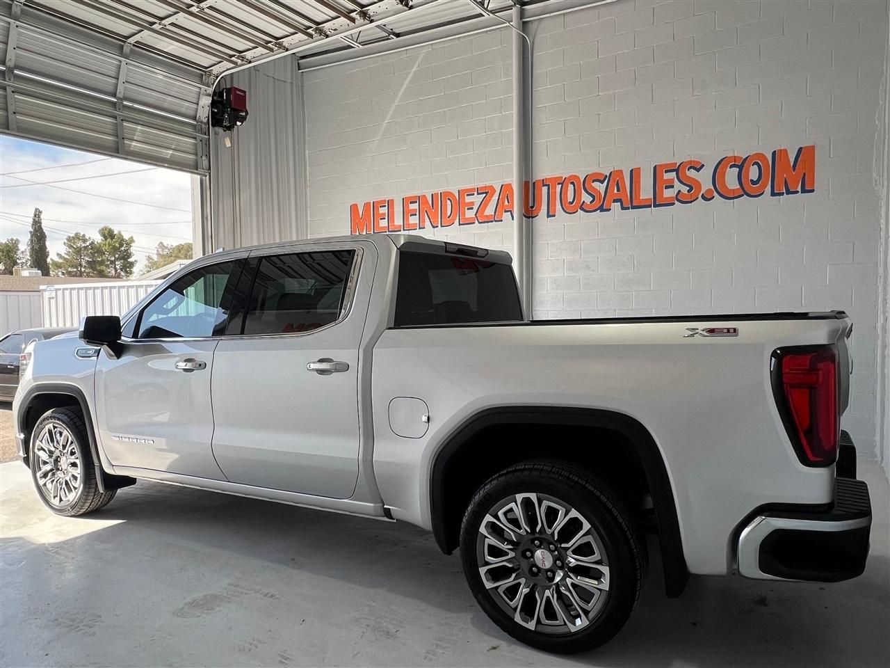 GMC Sierra 1500 SLT Crew Cab 4WD 2022