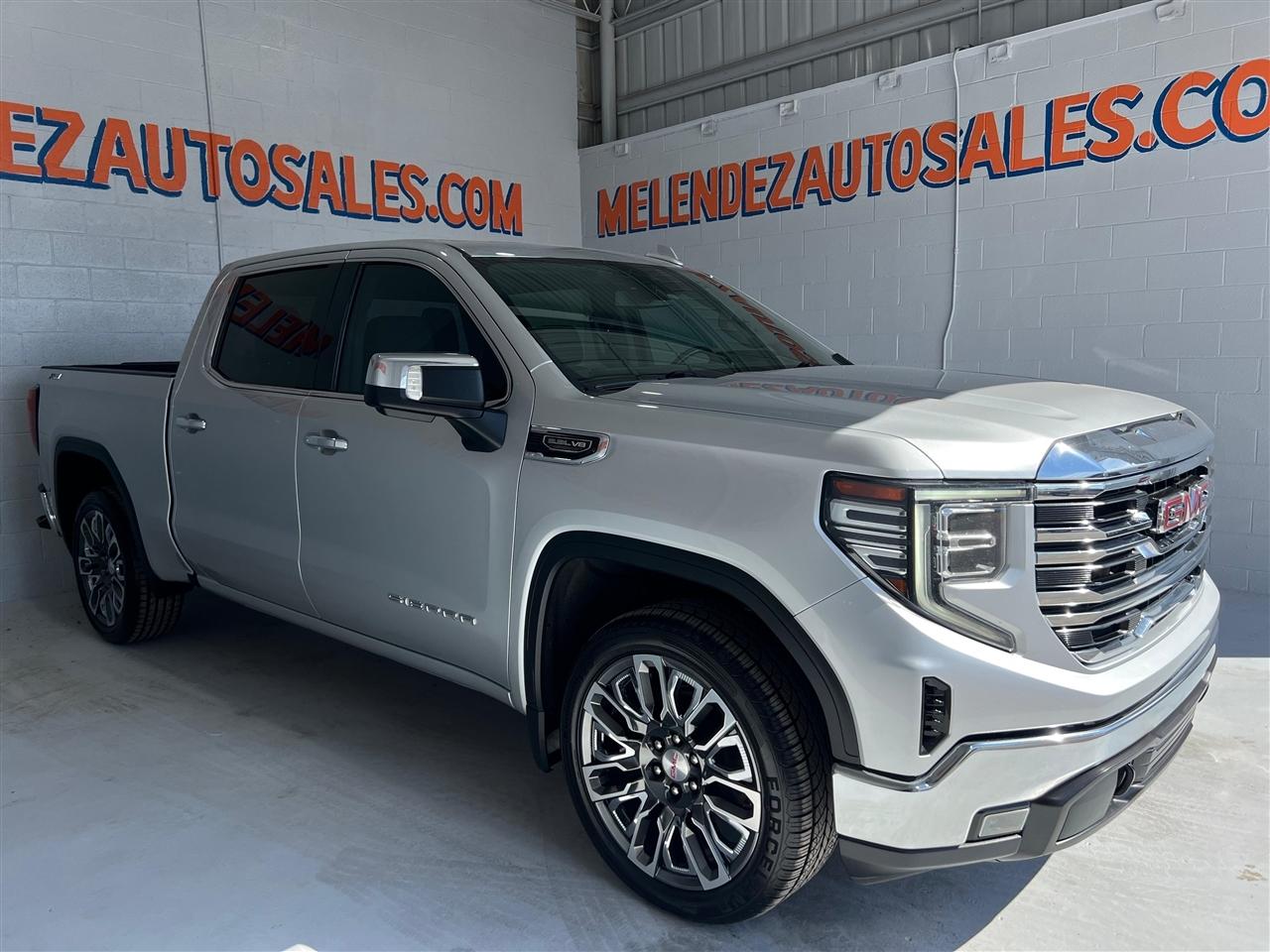 GMC Sierra 1500 SLT Crew Cab 4WD 2022