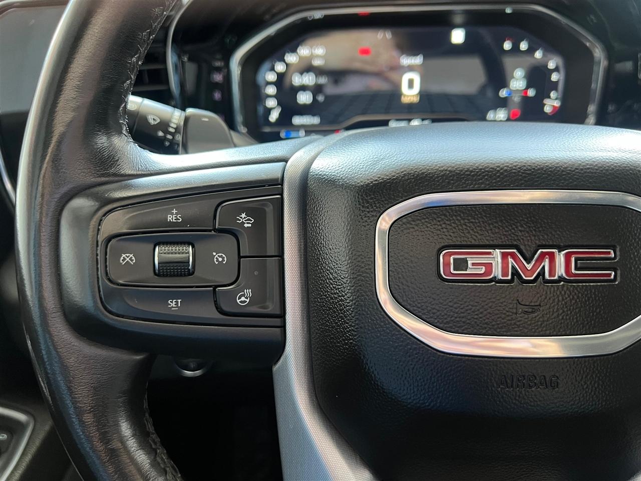GMC Sierra 1500 SLT Crew Cab 4WD 2022