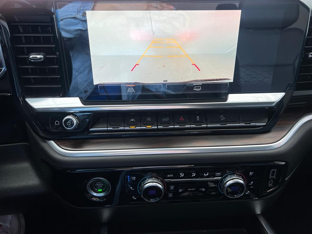 GMC Sierra 1500 SLT Crew Cab 4WD 2022
