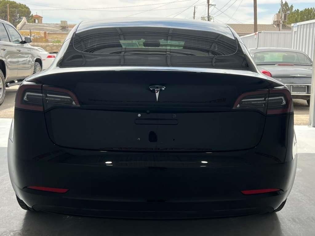Tesla Model 3 Base 2018