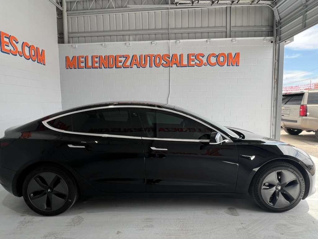 Tesla Model 3 Base 2018